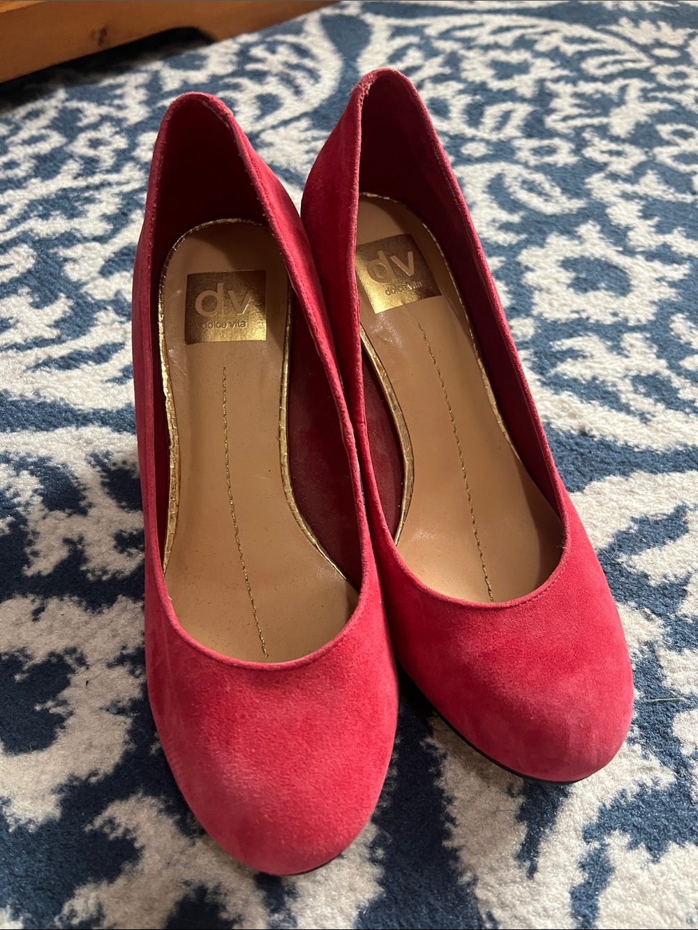 DV by Dolce Vita Coral-Red Suede Round-Toe Pumps